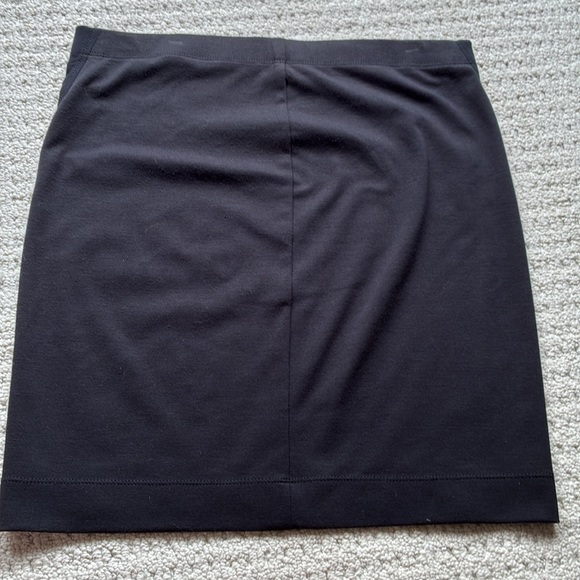 BCBGMAXAZRIA Women’s Black Pull-On Pencil Skirt Size Large - Picture 4 of 9